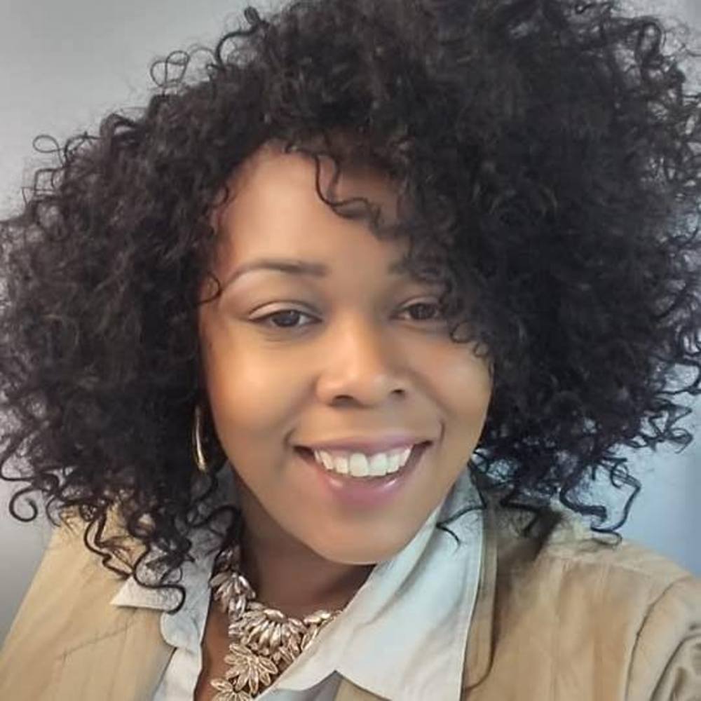 Meet your Posher, Annette